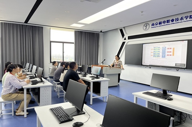 共建“底層基礎+中層模塊+高層方向”課程體系，賦能智慧園區產業鏈發展